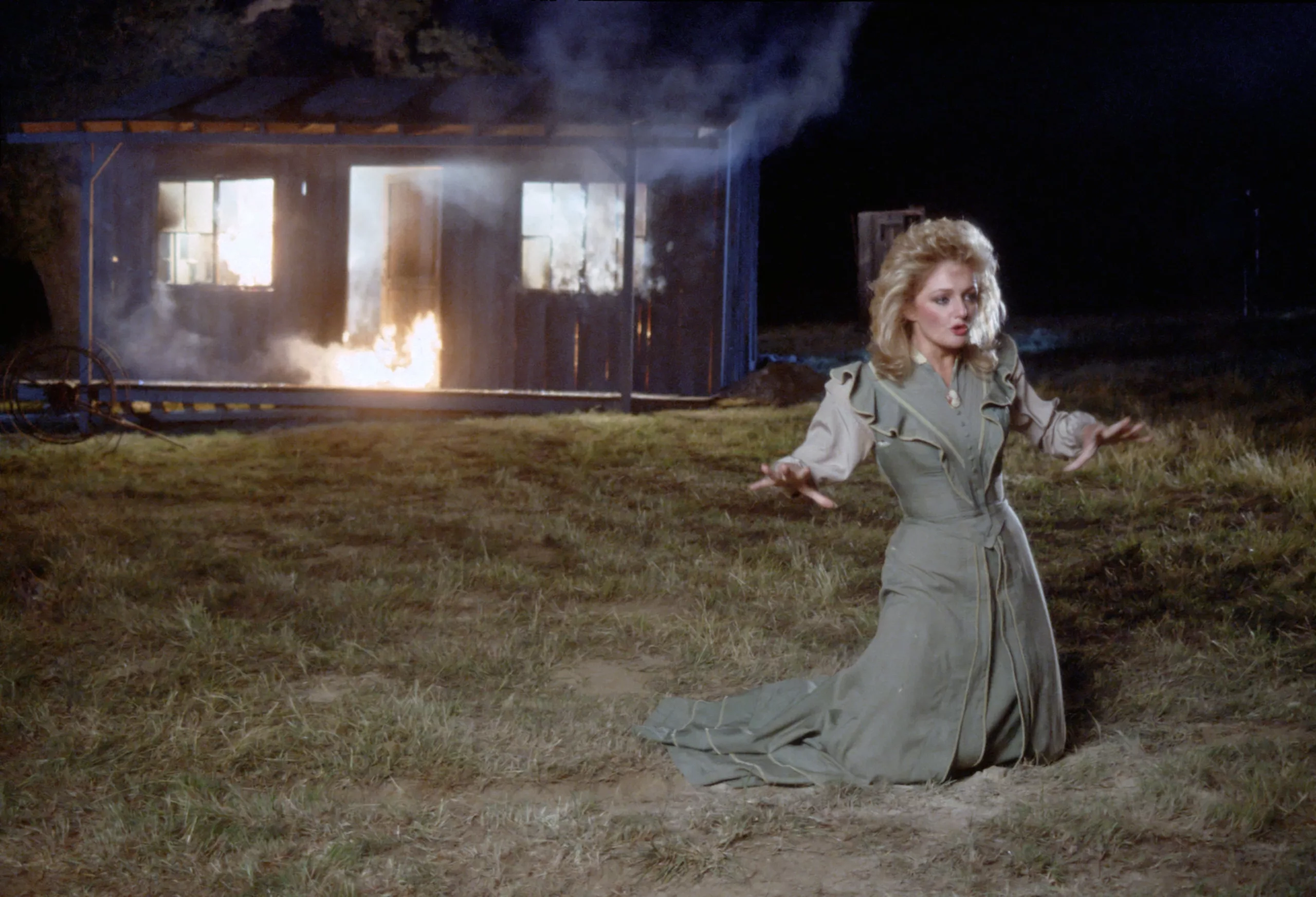 Bonnie Tyler, en un momento del vídeo de la canción 'Holding Out For A Hero, en 1984. 