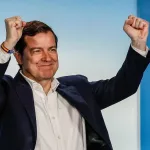 La victoria de Mañueco en Castilla y León destapa la negociación para los pactos PP-VOX en Extremadura y Aragón