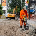 Colocaron “losas de hormigón”: la Ciudad prepara sus avenidas para la llegada del nuevo colectivo eléctrico