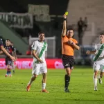 Luis Lobo Medina dirigió bien en Banfield vs. Tigre luego de los presuntos chats comprometedores