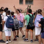 Contra el trumpismo educativo, más y mejor escuela pública