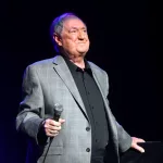 Fallece Neil Sedaka, compositor y cantante de ‘Oh! Carol’