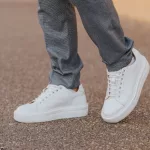 Las zapatillas para pies anchos más vendidas en Amazon ahora tienen oferta: ligeras, cómodas y por menos de 40 euros