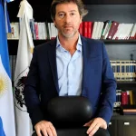 El estrecho vínculo de Mahiques con AFA y Conmebol en medio de la pelea entre el Gobierno y “Chiqui” Tapia
