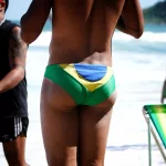 La playa de Florianópolis donde hay fiesta todo el día y es ideal para surfear: “No existe otra con este estilo”