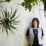 Vilma Ibarra debuta en la literatura: “Tenemos a la historia siempre atrás mirándonos”