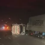 Diez camiones volcaron en medio de un temporal en la autopista Córdoba – Rosario