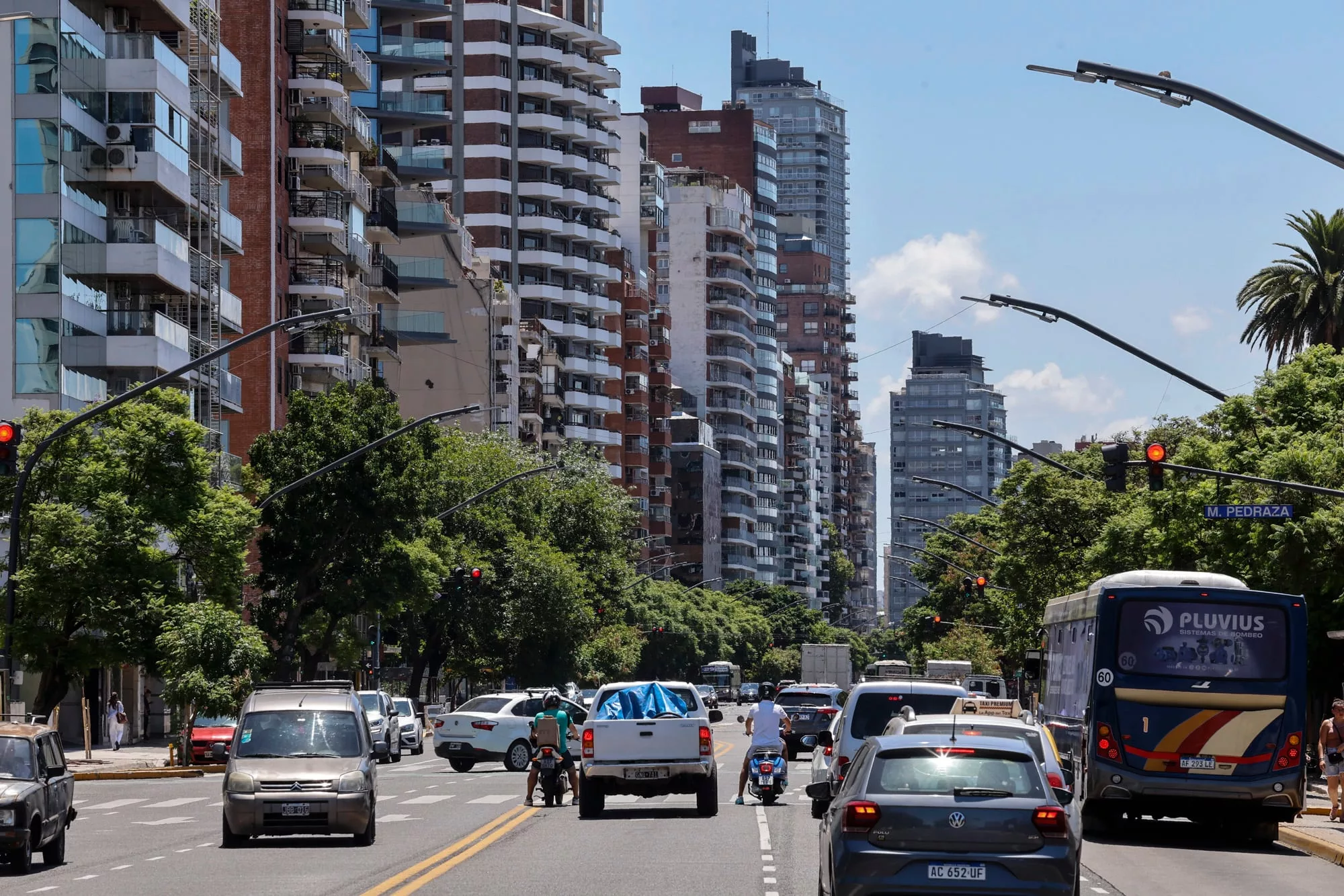 El mercado vende stock existente, pero la reposición de nuevas unidades avanza a menor ritmo