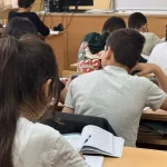 Cambio de prioridades: 8 de cada 10 pesos del Plan de Alfabetización se usarán para ampliar la jornada escolar