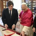 Javier Milei celebró la llegada del Papa León XIV a la Argentina: “Es un acontecimiento de enorme trascendencia espiritual e institucional para el país”