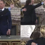 El protagonismo de Adorni en la jura de Diego Santilli: el cuadro a cuadro del abrazo de tres con Javier Milei