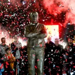 Homenaje a Sabella en Estudiantes: inauguraron una estatua de Pachorra en UNO