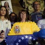 Patricia Bullrich se sumó a la marcha a favor de María Corina Machado en Buenos Aires