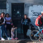 La UBA advierte que casi el 50 por ciento de los jóvenes argentinos vive en condiciones de vulnerabilidad
