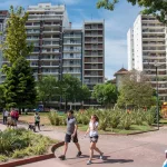 Las razones por las que en CABA se construyen más departamentos que la cantidad de gente que hay para habitarlos