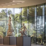 Luz y transparencia: el centro cultural proyectado por César Pelli en Jujuy ya exhibe la obra de Lola Mora