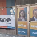 Atacaron a pedradas un local partidario del gobernador “Nacho” Torres en Trelew