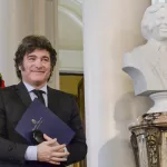 Eduardo Menem comparó a su hermano con Javier Milei: “Toma las medidas que hubiera tomado Carlos”