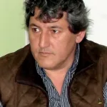 Detuvieron a un ex ministro de Río Negro en el aeropuerto de Bariloche: fue condenado por cobrar sobresueldos durante seis años