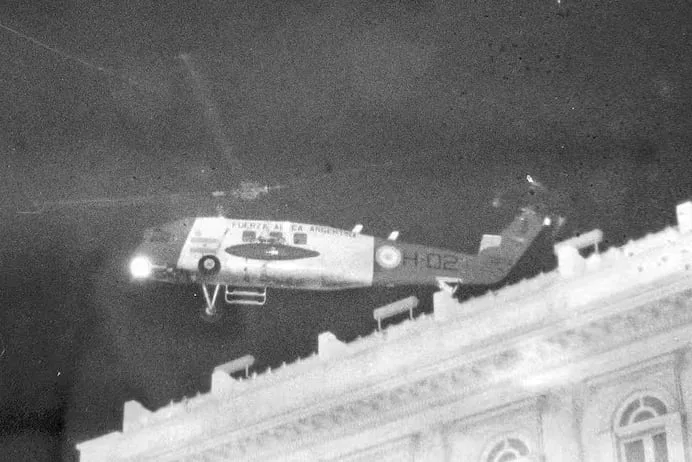 Isabel Perón abandona la Casa Rosada en la madrugada del 24 de marzo: el golpe estaba en marcha