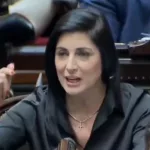 Juliana Santillán afirmó que se reunió con el embajador de Checoslovaquia, país que se disolvió hace más de tres décadas