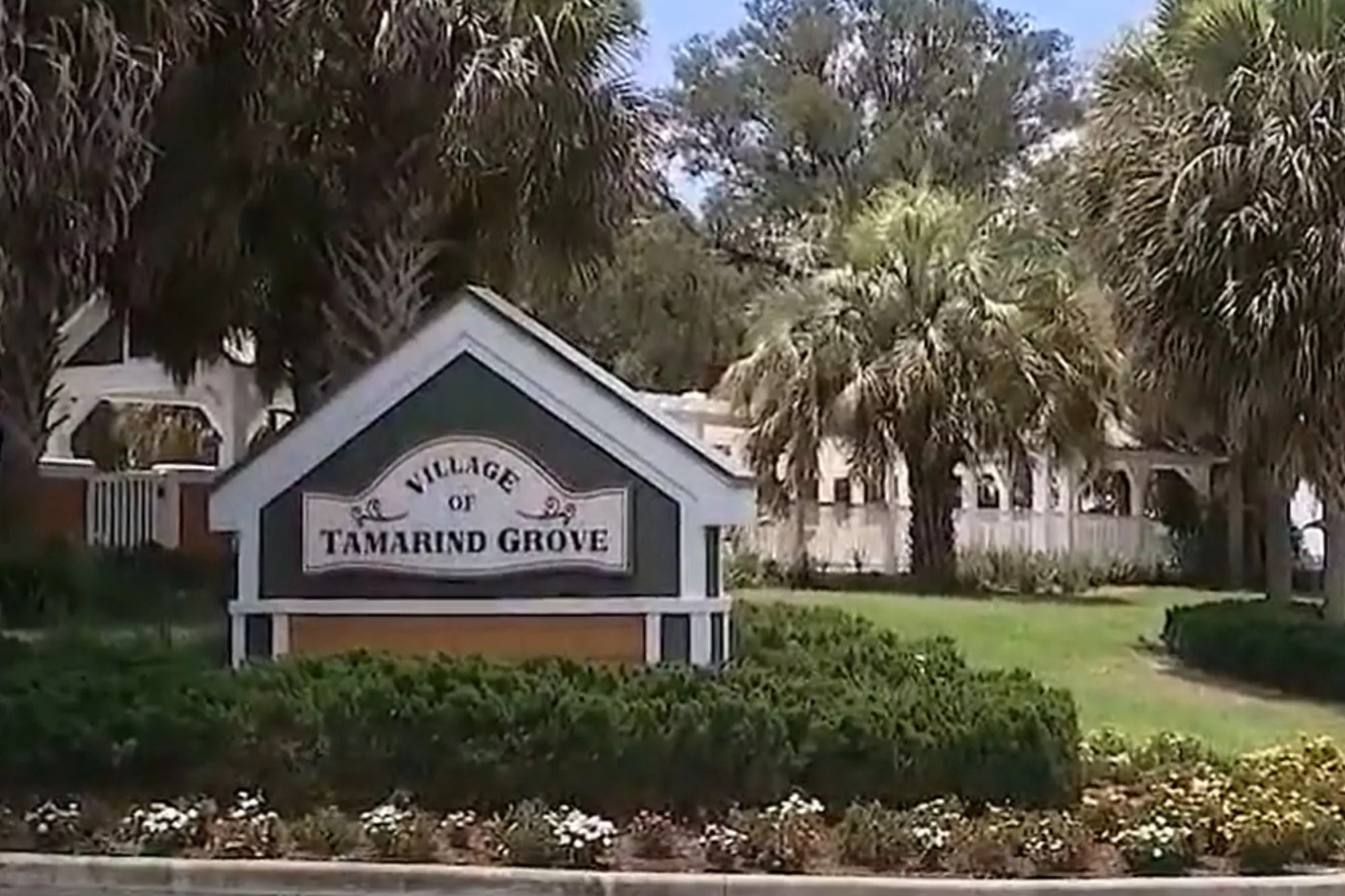 El distrito de The Village presentó una demanda contra los propietarios tras una presunta queja anónima