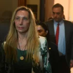 Javier Milei y sus medidas, EN VIVO: Karina Milei encabeza una cumbre libertaria en Mar del Plata con los principales referentes bonaerenses