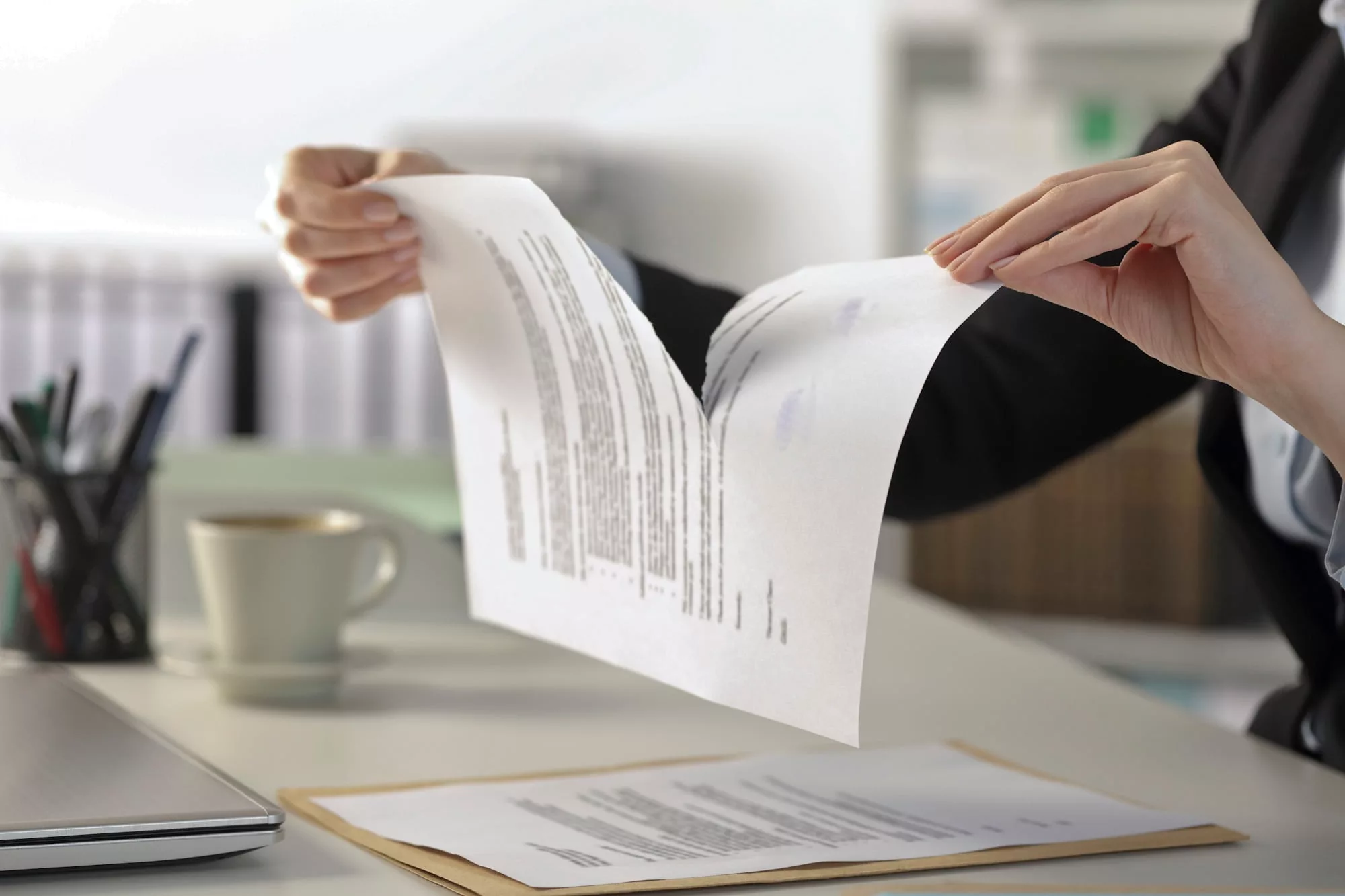 Cuando hay iincumplimiento del inquilino, el propietario puede rescindir, pero debe demostrar la causal y seguir los procedimientos legales correspondientes