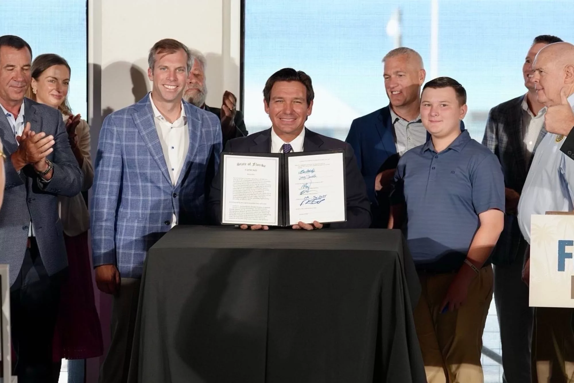 La ley HB 669 estableció que los gobiernos locales ya no podrán exigir una calificación mínima de bonos para inversiones, como los emitidos por Israel