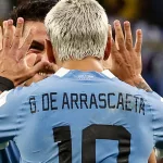 Juega la Champions y en la selección de Uruguay mientras termina el secundario