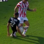 Duró 25 segundos en cancha: así fue la roja exprés de Goitía de Riestra