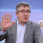 Patxi López (PSOE) toma por imbéciles a los españoles: pide enterrar el «viejo fantasma» de ETA mientras esgrime el espantajo de Franco