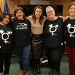 Podemos convierte el aquelarre del 8-M en un festival contra Julio Iglesias