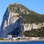 ¡Traición! Vox pone el grito en el cielo porque Sánchez entrega Gibraltar con alevosía
