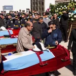 Tragedia del helicóptero: lágrimas y aplausos en el adiós a los cuatro “héroes” de San Juan