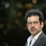 Gonzalo Garcés: “Cuando se acusa a Israel de genocidio, se instrumentaliza el pasado en su contra”