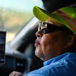 Para evitar al ICE: así se ayudan migrantes en Texas para evadir las redadas en las carreteras