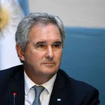 La frase del canciller Pablo Quirno para elogiar a Luis Caputo: “Se pasea desnudo”