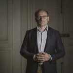 Johann Chapoutot, historiador del nazismo: “Para las élites alemanas, Hitler era un paleto a su servicio, un don nadie al que podían controlar”