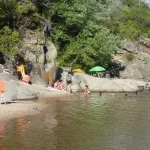 Córdoba: un turista murió ahogado tras tirarse a nadar a un río mientras estaba de vacaciones con su mujer