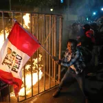 El presidente de Perú declaró un estado de emergencia en Lima en medio de la crisis