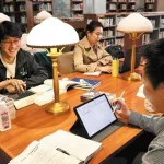 China impulsa la lectura digital: ya alcanza al 82,3% de los adultos y crece el consumo de libros