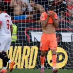 El Sevilla humilla al Barça con un 4-1 y sacude la Liga: el Real Madrid retoma el liderato