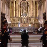 Frente a Milei, el arzobispo porteño pidió terminar con las “cuevas de la corrupción” y citó a Messi para pedir la unión de los argentinos
