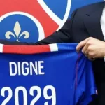 Lucas Digne firmó con PSG y ya podría enfrentar a Aston Villa, su ex club