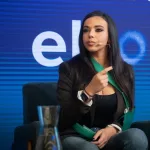 El Ministerio del Interior recupera temporalmente el sentido común y retira la escolta policial a la fabuladora Sarah Santaolalla