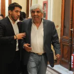 “Portación de apellido”: Hugo Moyano puso a dedo a su hijo menor en un cargo clave de Camioneros