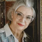 Canela: “No escribí este libro para contar el abuso, yo quería saber quién era mi papá”