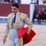 Las figuras no justifican el sueldo en una corrida petardo