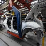 Una automotriz argentina reduce un turno de producción y avanza con retiros voluntarios